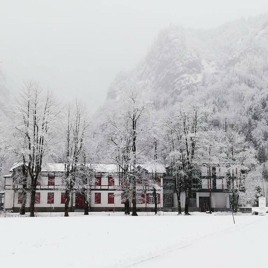 Hotel Tödi Linthal Exteriör bild