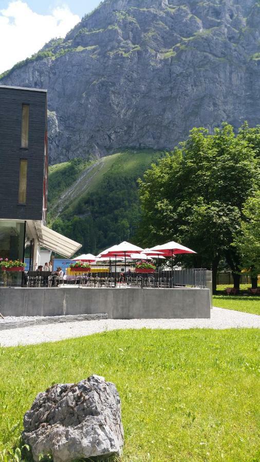 Hotel Tödi Linthal Exteriör bild